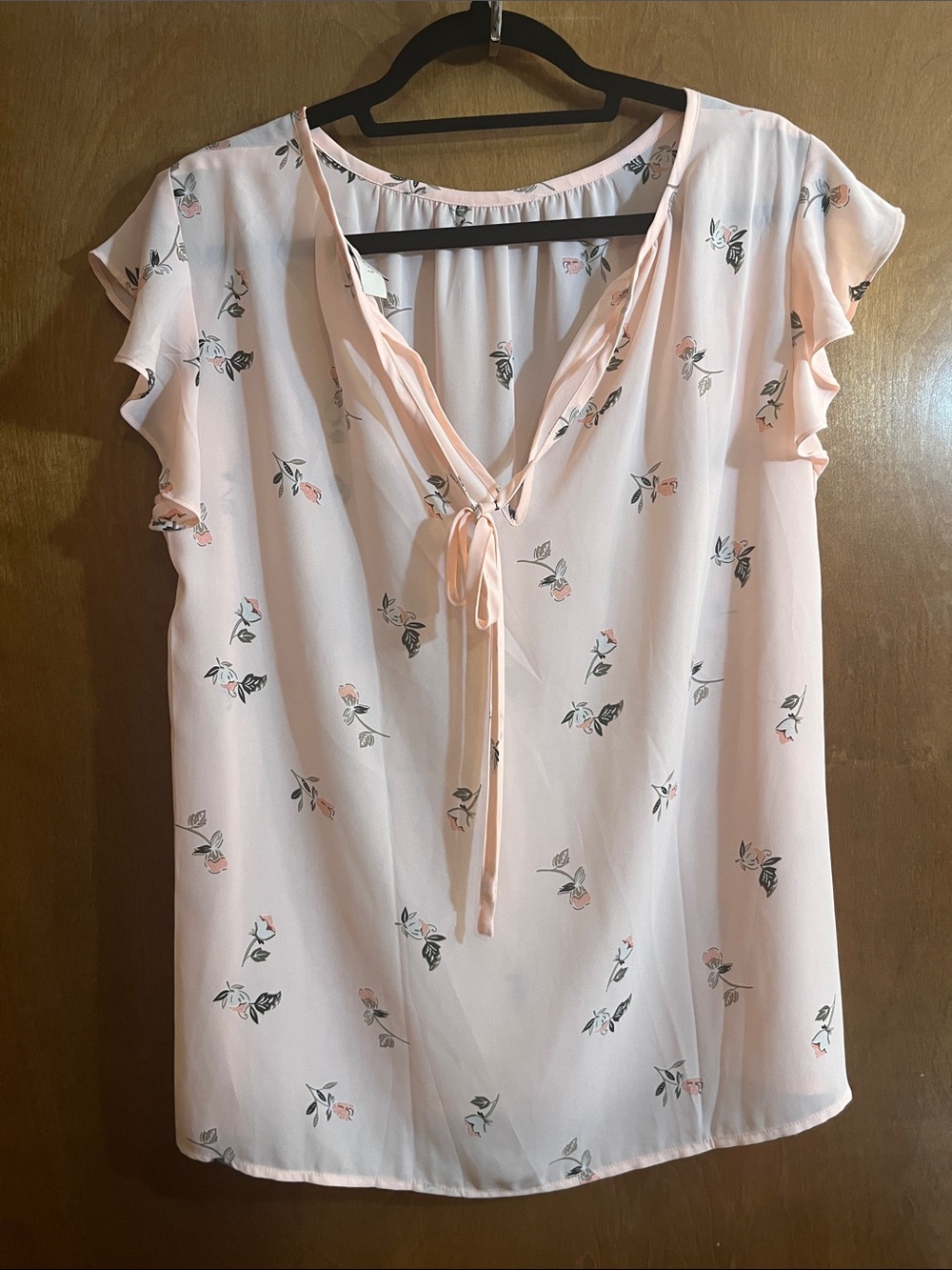 LOFT Soft Blush Floral Ruffle Sleeve Blouse - Bundle - Picture 3 of 6